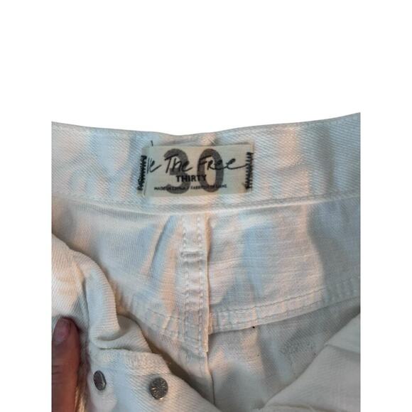 We The Free White Loving Good Vibrations Cutoff Denim Shorts Size 30 - Picture 3 of 6